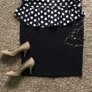 Black Pencil Skirt (Ava & Viv)